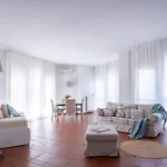 Ampio Ed Elegante - 2 E 2 Bagni Lägenhet Milano