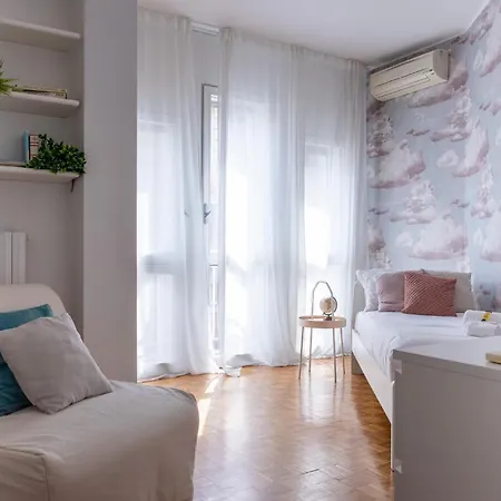 Ampio Ed Elegante - 2 E 2 Bagni Milano