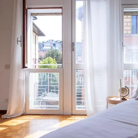 Ampio Ed Elegante - 2 E 2 Bagni Lägenhet