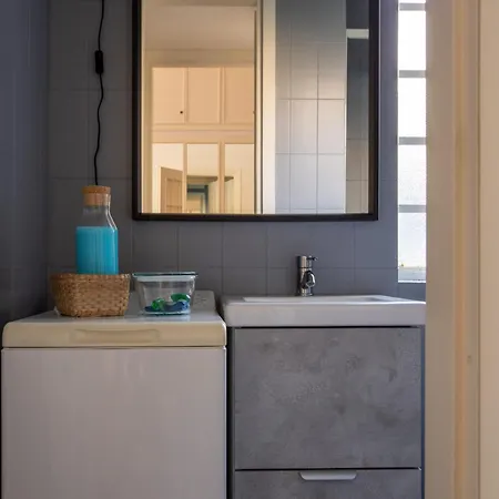 Apartment Ampio Ed Elegante - 2 E 2 Bagni Milan